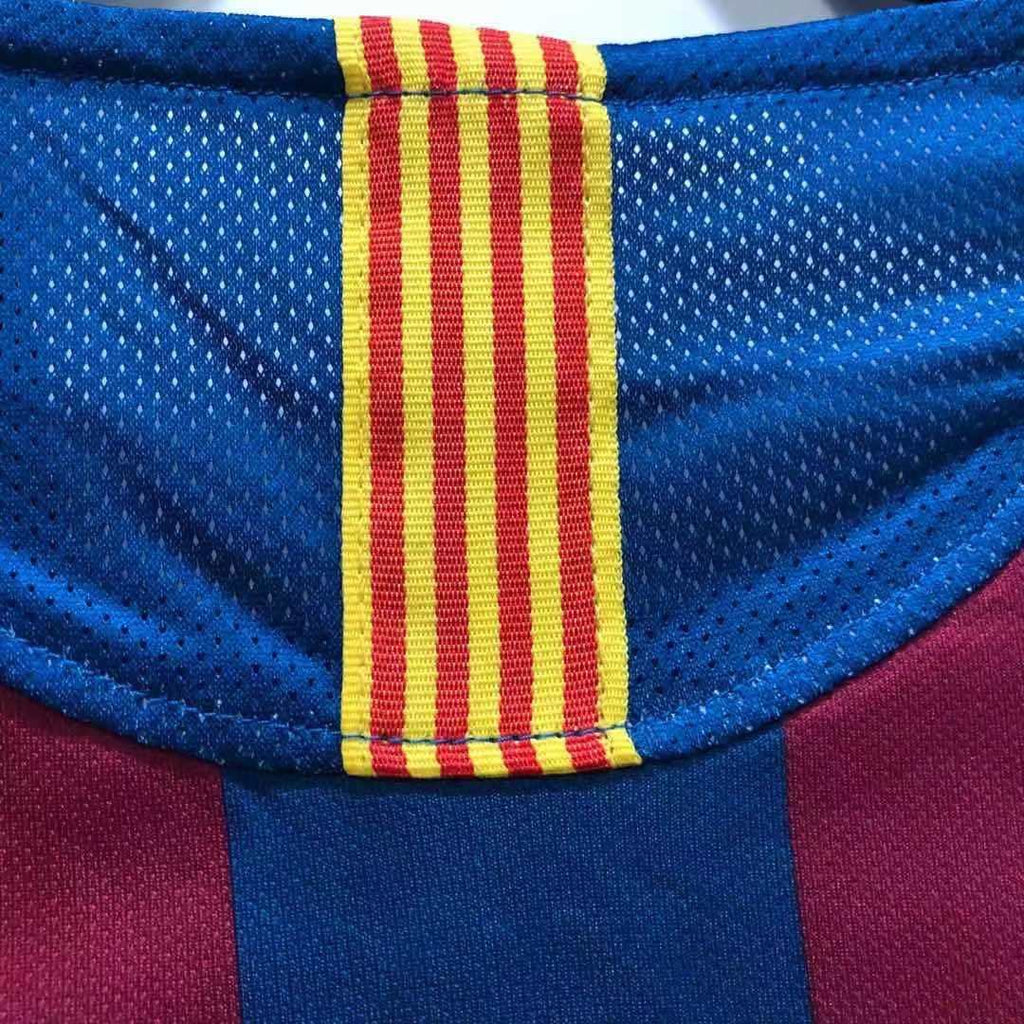Xavi Hernandez Barcelona 2006 Final Retro Short Sleeve Football Jersey