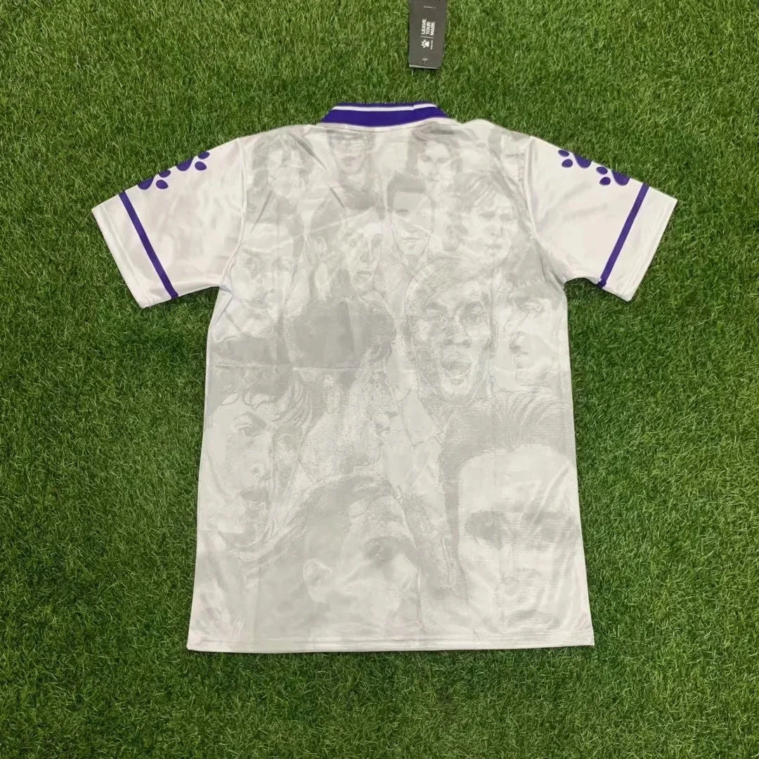 Real Madrid 1996-1997 Heimtrikot Liga Champion Version Retro