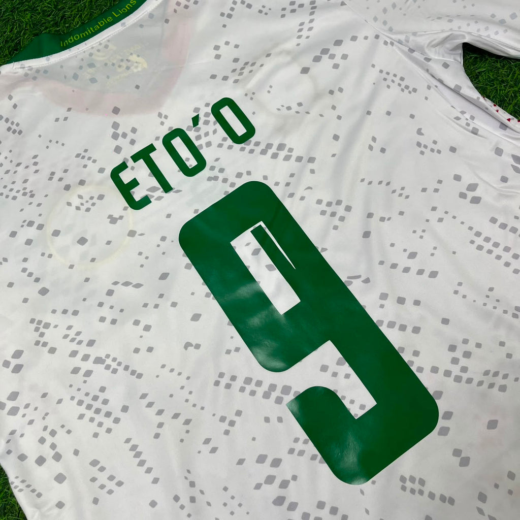 Samuel Eto'o Kamerun Heim Trikot Weiß Retro Fußballtrikot