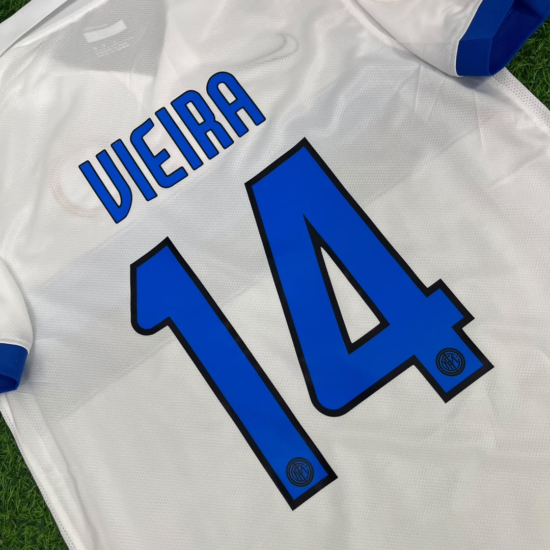 Patrick Vieira Inter 2009/2010 White Retro Football Jersey