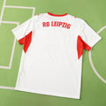 RB Leipzig Neues Saison Fußballtrikot