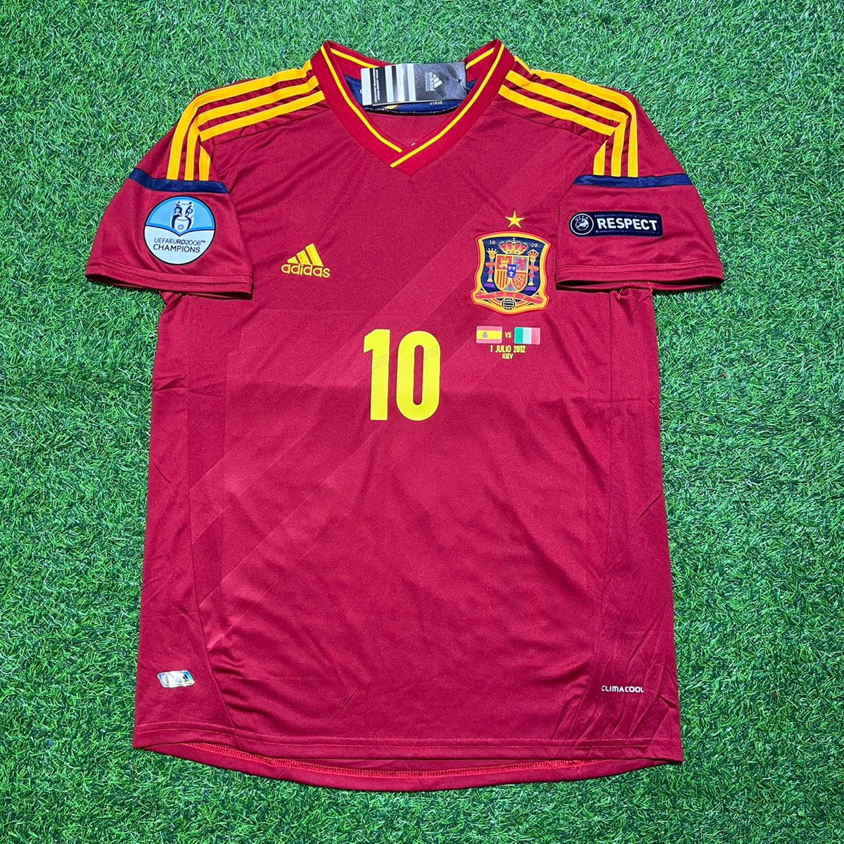 Cesc Fabregas Spain EURO 2012 Final Retro Football Jersey Kit