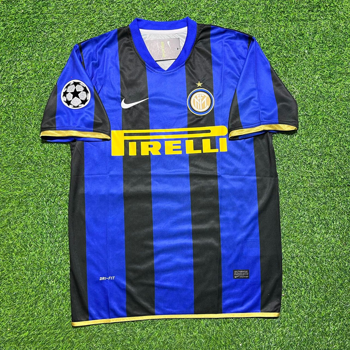 Luís Figo #7 Inter Milan 2008-09 Retro Football Jersey Kit