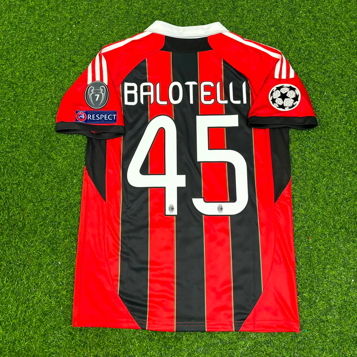Mario Balotelli – AC Milan 2012/13 Home Retro Kit Jersey – | Trikot | Maillot Soccer Shirt