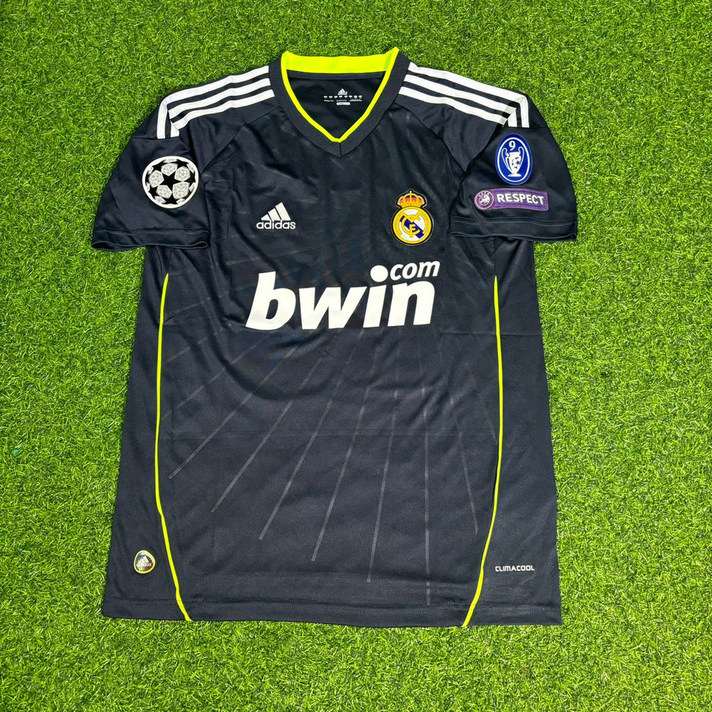 Mesut Özil 23 – Real Madrid 2010 2011 Retro Trikot