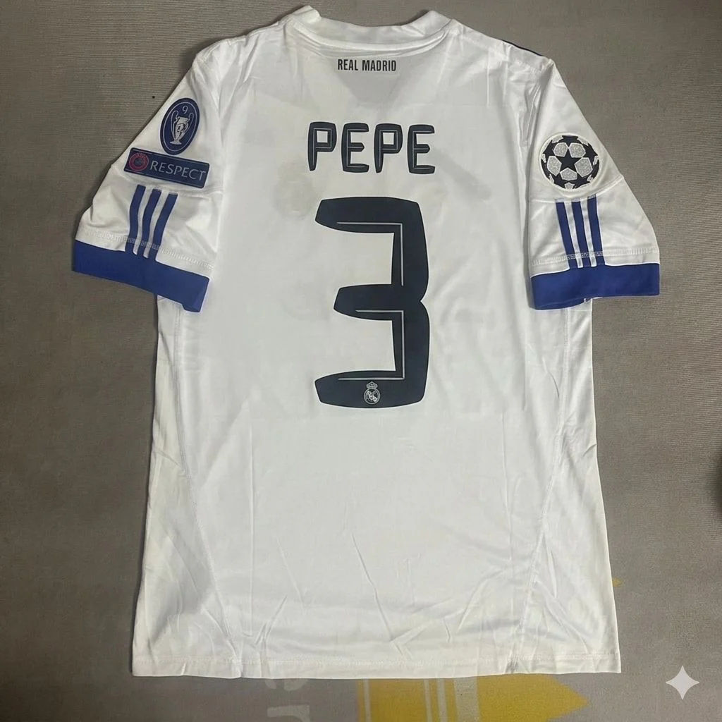 Pepe 3 - Real Madrid 2010 2011 Retro Trikot