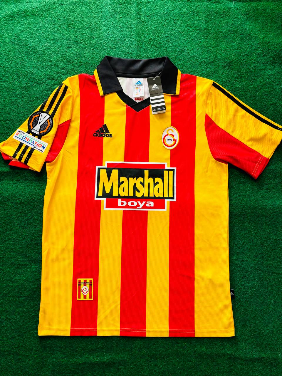 Galatasaray UEFA 2000 Retro Nostalgie Trikot Football Heimtrikot Jersey Maillot Camiseta