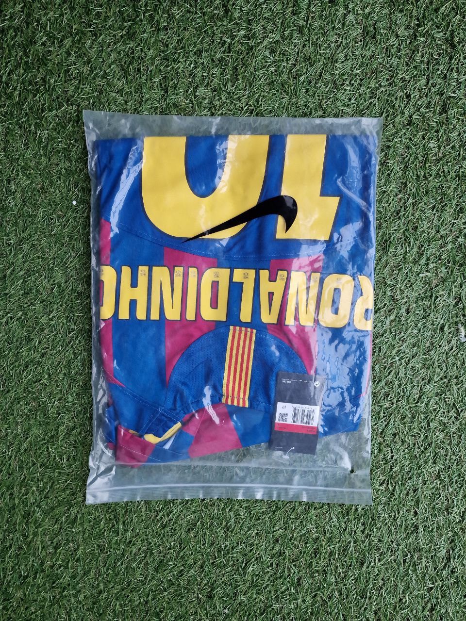 Ronaldinho Gaucho Barcelona 2006 Finale Retro Langarm-Fußballtrikot