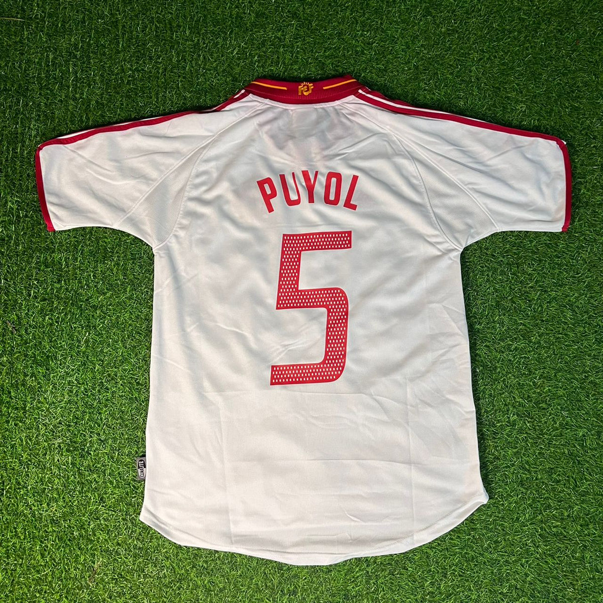 Carles Puyol 02-03 Spain White Retro Jersey